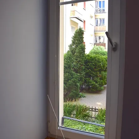 Cozy 30 M Near Uni, Oldtown, Chopin Museum